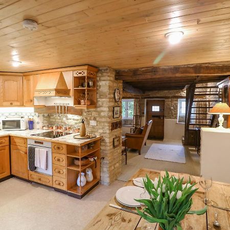 Brooklands Villa Chedworth Ngoại thất bức ảnh