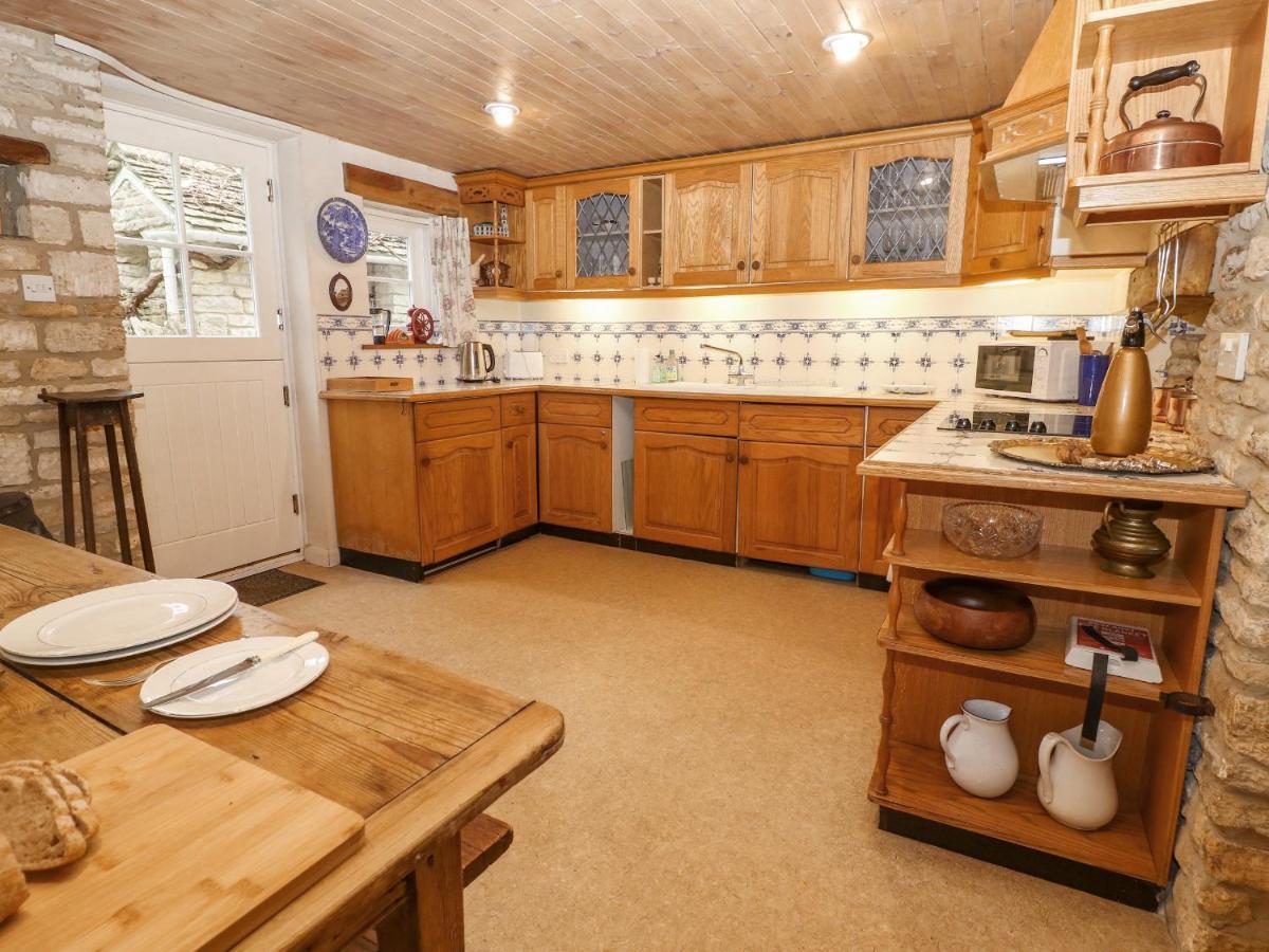 Brooklands Villa Chedworth Ngoại thất bức ảnh
